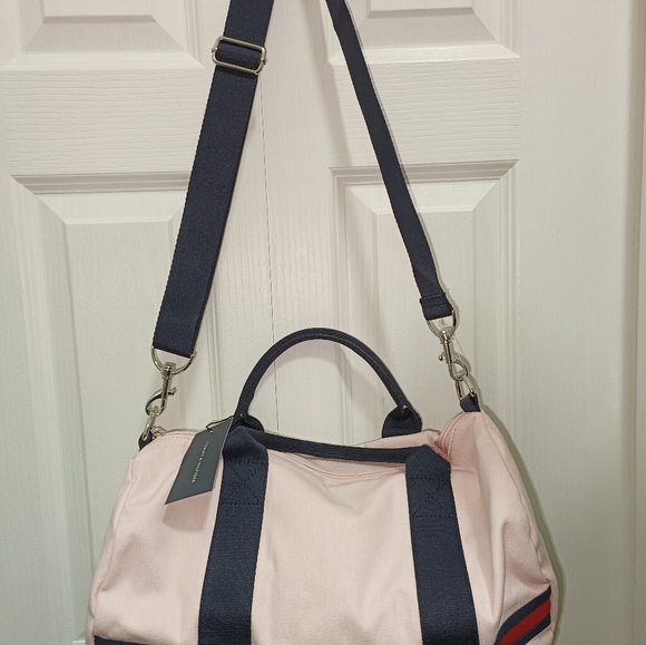 TOMMY HILFIGER DUFFLE BAG - Picture 3 of 5
